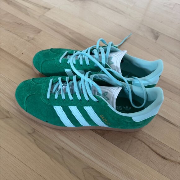 Adidas Gazelle Size 8 - Picture 2 of 4